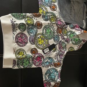 Versace sweater sz 4